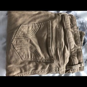 Hollister khaki pants-skinny jeans